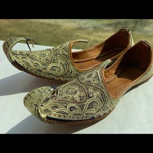 NEW Aladdin Slipper Shoes for women